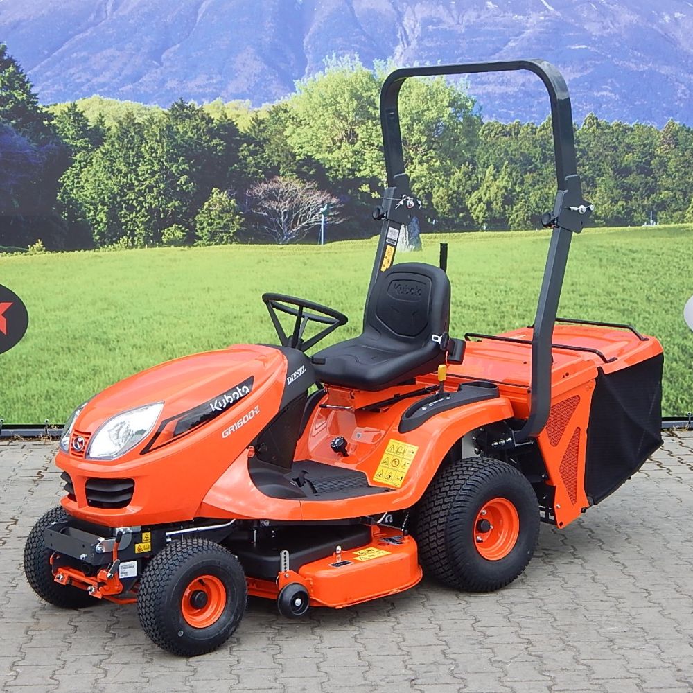 Kubota, model GR1600